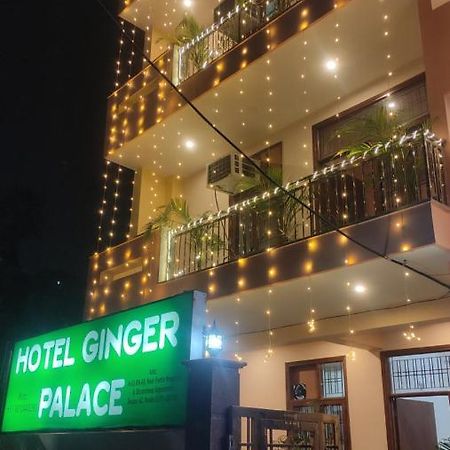Hotel Ginger Palace - Corporate Hotel Noida Sector 62 Екстериор снимка