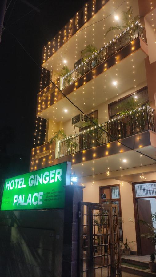 Hotel Ginger Palace - Corporate Hotel Noida Sector 62 Екстериор снимка